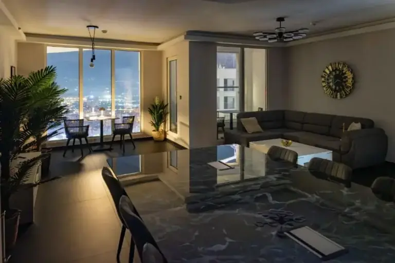 Best Penthouse Suites for Digital Nomads: Expert Guide