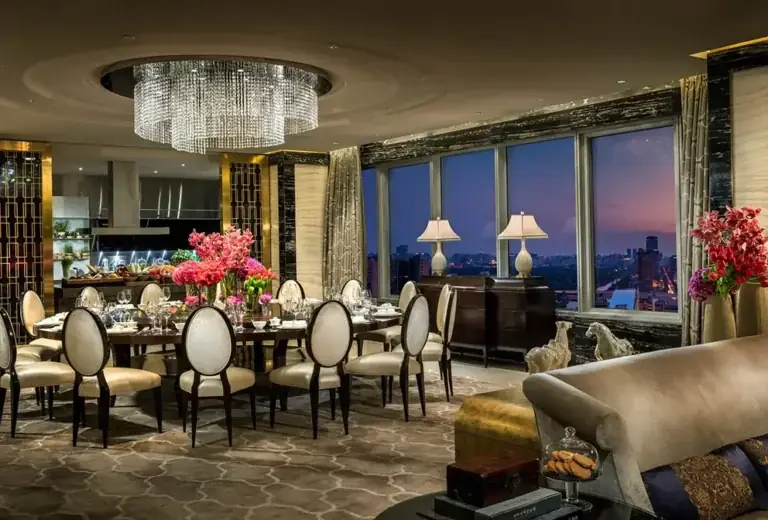Best Penthouse Suites United States: Expert Luxury & Security Guide