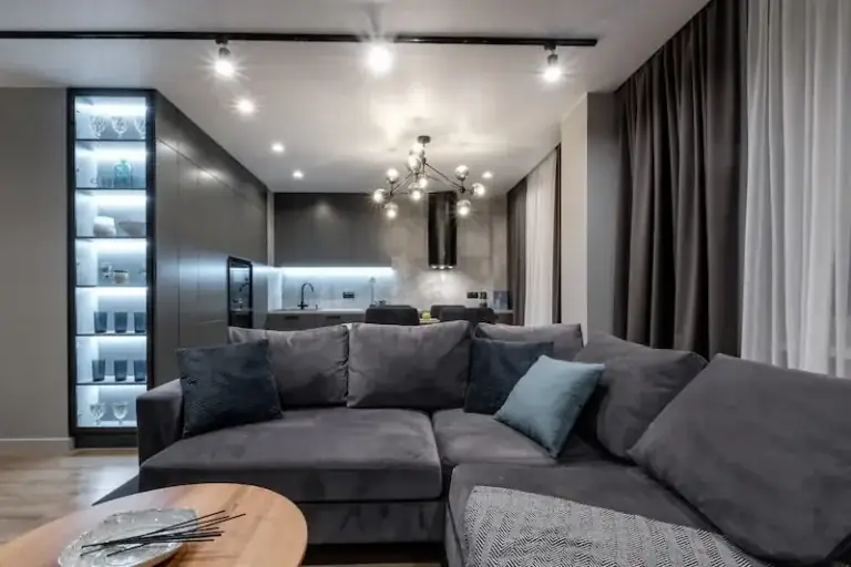 Common Penthouse Suites Mistakes: Expert Risk & Safety Guide